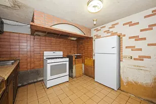 111 Almy Rd, Somerset, MA 02726 - Photo 27