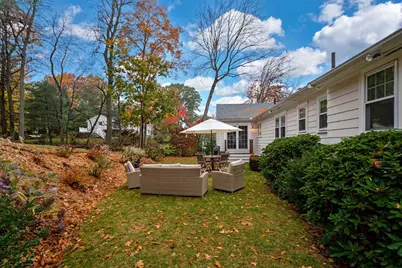 29 Pilgrim Dr, Winchester, MA 01890 - Photo 37