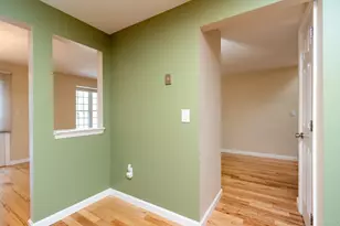 110 Ridgefield Cir, Clinton, MA 01510 - Photo 7