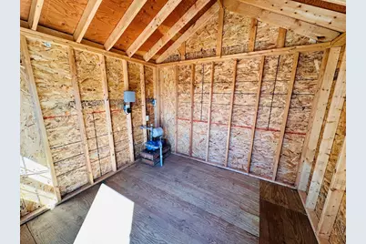 240 McCarthy Ave, Chicopee, MA 01020 - Photo 29