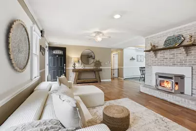 8 Sweet Apple Tree Ln, Salisbury, MA 01952 - Photo 5