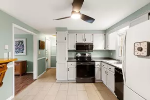 14-1/2 Story St, Rockport, MA 01966 - Photo 9