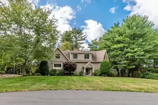 25 Juniper St, Wenham, MA 01984 - Photo 3