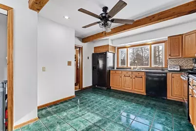 127 N Main St, West Boylston, MA 01583 - Photo 15