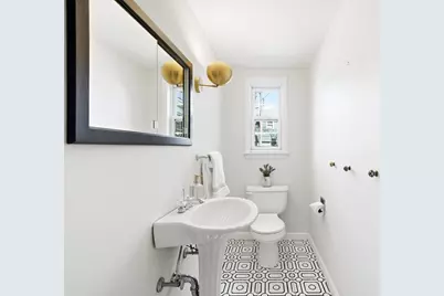 17 Woodhaven Rd, Newton, MA 02468 - Photo 11