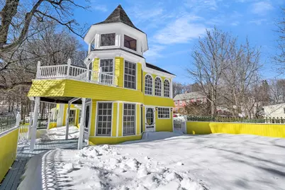 303 Blossom Street, Fitchburg, MA 01420 - Photo 9