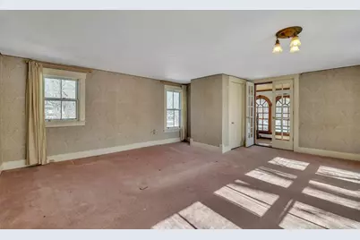 303 Blossom Street, Fitchburg, MA 01420 - Photo 31