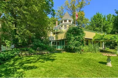 303 Blossom Street, Fitchburg, MA 01420 - Photo 7