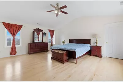 16 Windsor Rd, Shirley, MA 01464 - Photo 11