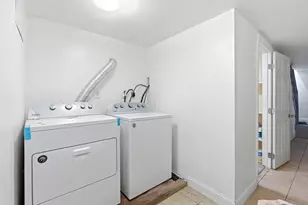 12 Charles St, Brockton, MA 02301 - Photo 17