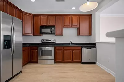 170 Clocktower Dr #103, Waltham, MA 02452 - Photo 7