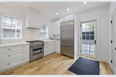 133 Spring St #2, Cambridge, MA 02141 - Photo 7