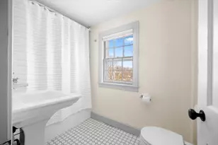 67 Governor Long Rd, Hingham, MA 02043 - Photo 25