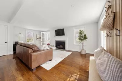 67 Governor Long Rd, Hingham, MA 02043 - Photo 11