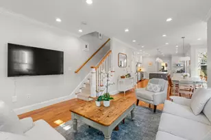 26 Chandler St, Somerville, MA 02144 - Photo 3