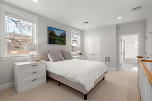 26 Chandler St, Somerville, MA 02144 - Photo 17