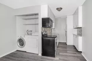 98 School St, Lowell, MA 01854 - Photo 7