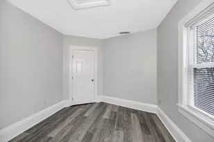 98 School St, Lowell, MA 01854 - Photo 17