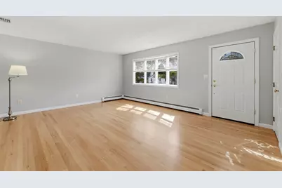 11 Emerald Drive, Lynn, MA 01904 - Photo 9