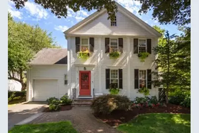 2 Woodlawn Oval, Wellesley, MA 02481 - Photo 1