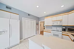 72 Kim Terrace, Stoughton, MA 02072 - Photo 5
