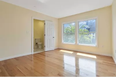 1 Glenwood St #4, Malden, MA 02148 - Photo 9