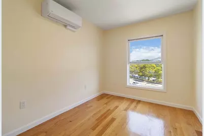 1 Glenwood St #5, Malden, MA 02148 - Photo 7