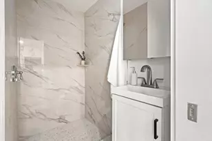 60 Derby St, Somerville, MA 02145 - Photo 15