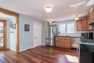 31 Lilly St, Northampton, MA 01062 - Photo 9