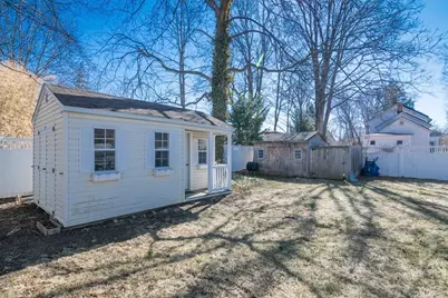 31 Lilly St, Northampton, MA 01062 - Photo 27