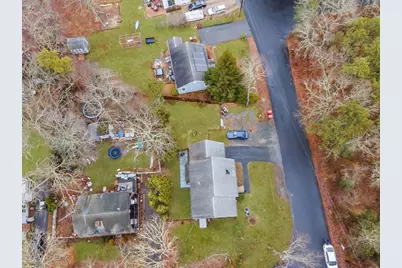 15 Florence Ave, Mashpee, MA 02649 - Photo 27