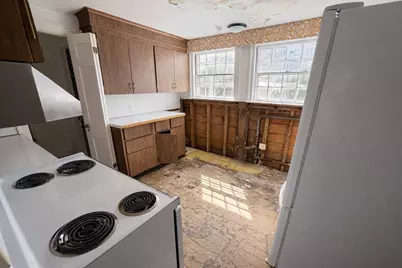 160 Reservoir Rd, Brookline, MA 02467 - Photo 5