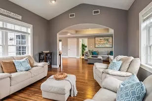 32 Jennings Rd, Charlton, MA 01507 - Photo 3