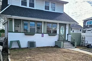 9 Palmer Rd, Framingham, MA 01702 - Photo 1