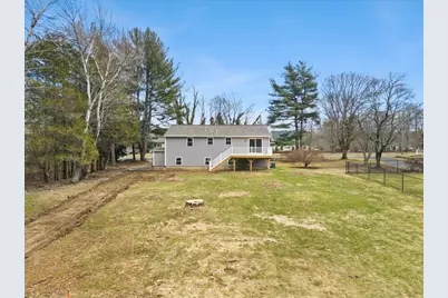 587 Bridge St, East Bridgewater, MA 02333 - Photo 3
