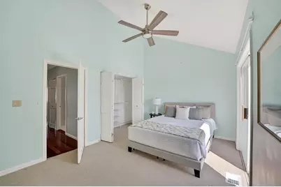 23 Admirals Way #23, Chelsea, MA 02150 - Photo 9