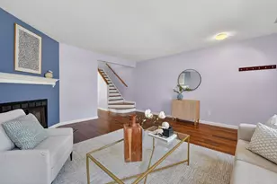 23 Admirals Wy, Chelsea, MA 02150 - Photo 3