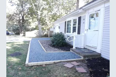 58 Neptune Ln, Yarmouth, MA 02664 - Photo 3