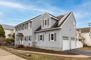 9 Tea Party Way, Malden, MA 02148 - Photo 3