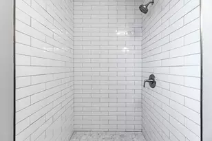 9 Tea Party Way, Malden, MA 02148 - Photo 23