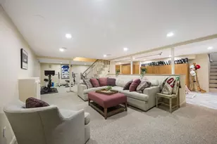 56 Yale St, Winchester, MA 01890 - Photo 35