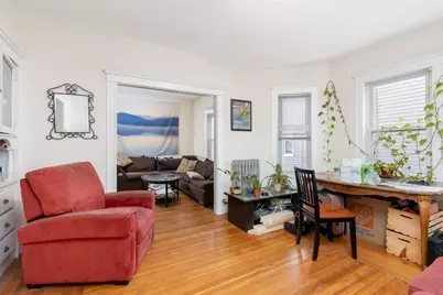 34 Belknap St, Somerville, MA 02144 - Photo 5