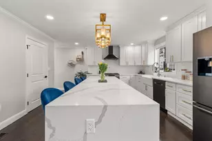 6 Ash St, Natick, MA 01760 - Photo 5