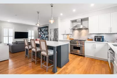 73-79 Auburn St #75, Newton, MA 02466 - Photo 11