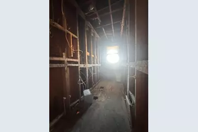 101 Ocean Ave, Salem, MA 01970 - Photo 13