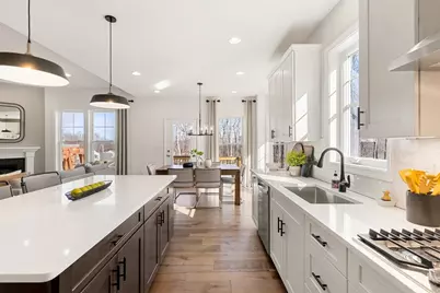 13 Lloyd Circle #38, Norton, MA 02766 - Photo 5