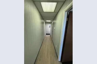 77 Meadow #B, Holyoke, MA 01040 - Photo 5