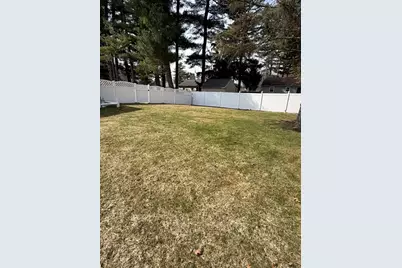 129 Fernbank Rd, Springfield, MA 01129 - Photo 5