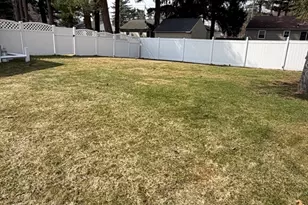 129 Fernbank Rd, Springfield, MA 01129 - Photo 5