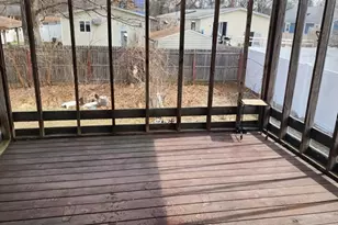 61 Monticello Ave, Springfield, MA 01109 - Photo 3